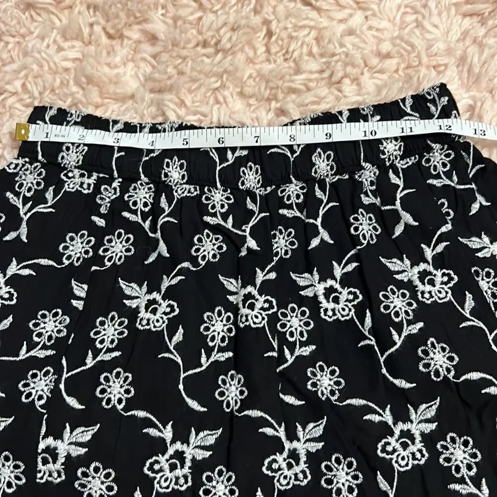LOFT Floral Embroidered Mini Skirt - Picture 3 of 7